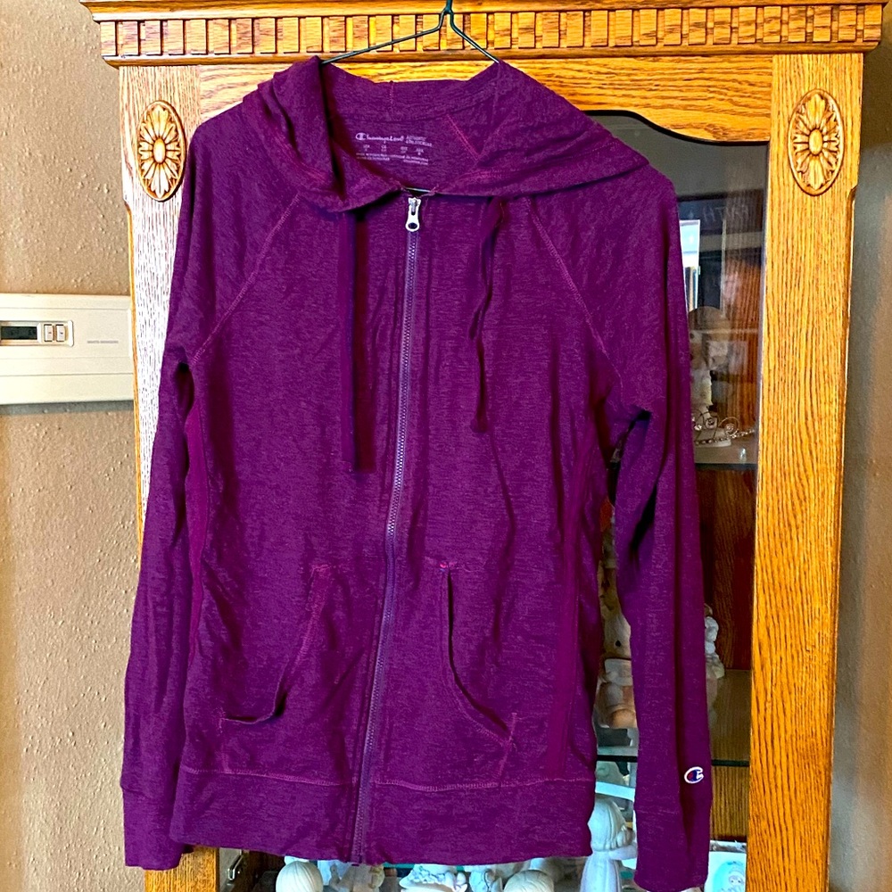Women’s  Sweatshirt Champion Size Small